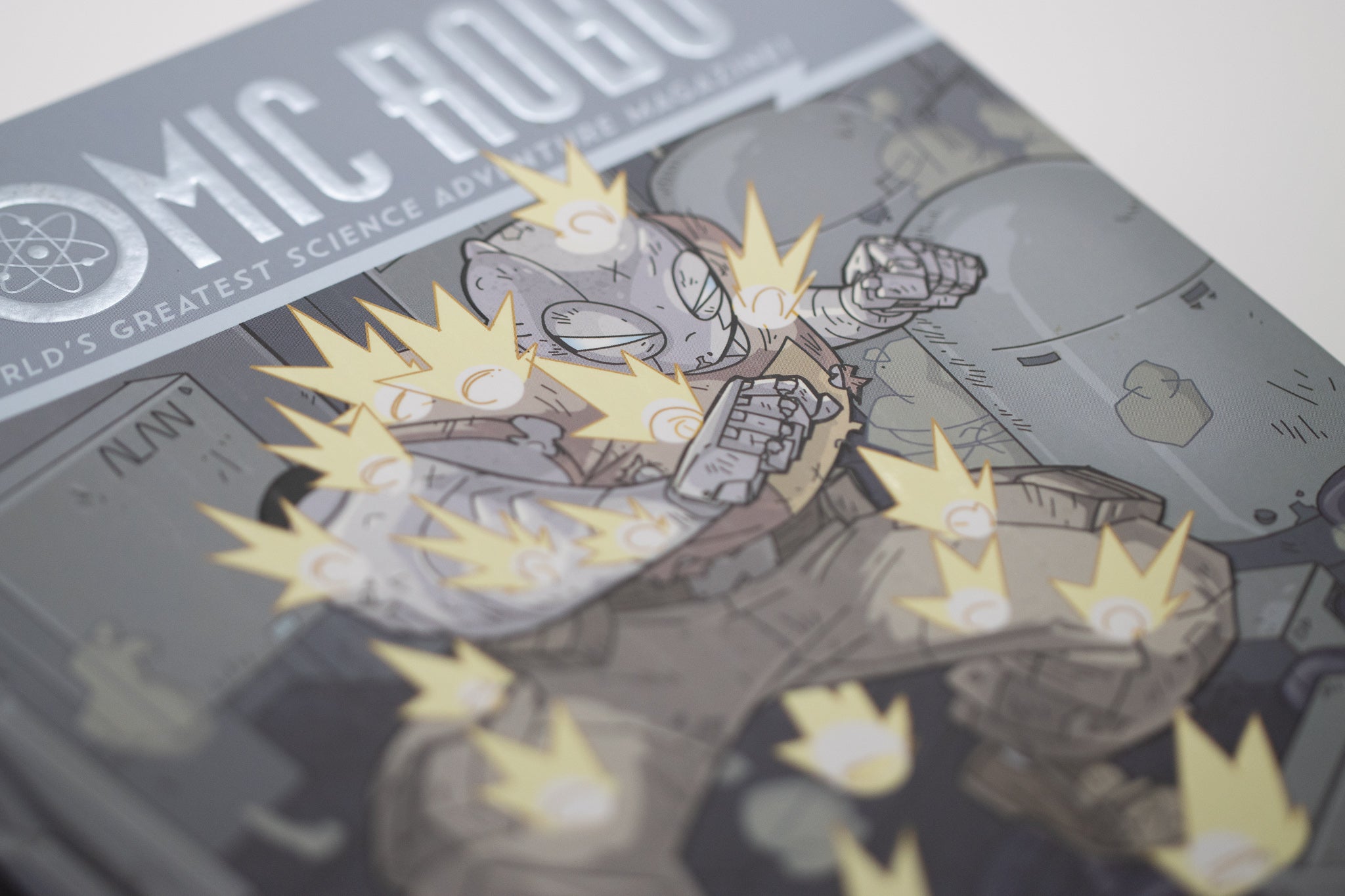 Atomic Robo and the Ghost of Station X